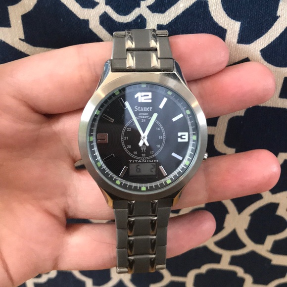 titanium atomic watch